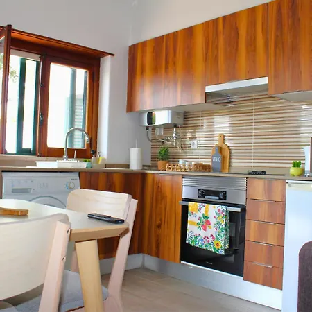 Casa Do Castelo - Calm & Lovely 2-bedroom Near The 펜션 *